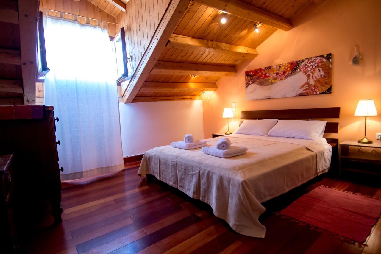 Attic Flat At San Giacomo Square-Corfu Town Apartment Exterior photo